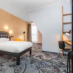 Ibis Styles Stare