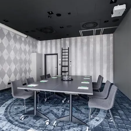 Ibis Styles Stare Hotel 3*