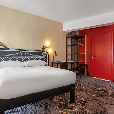 Ibis Styles Stare