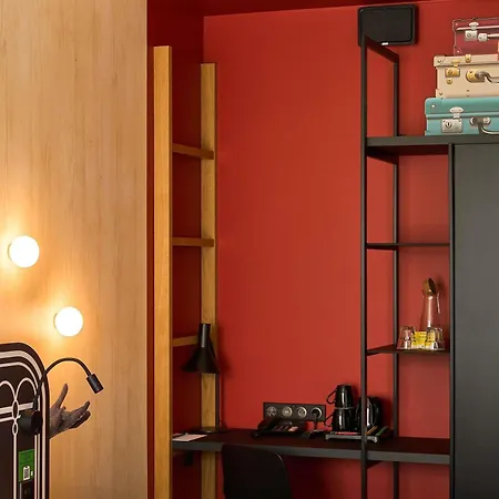 Ibis Styles Stare Hotel 3*