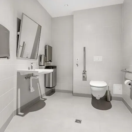 Ibis Styles Stare Hotel 3*