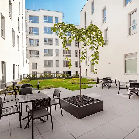 Ibis Styles Stare Готель 3*