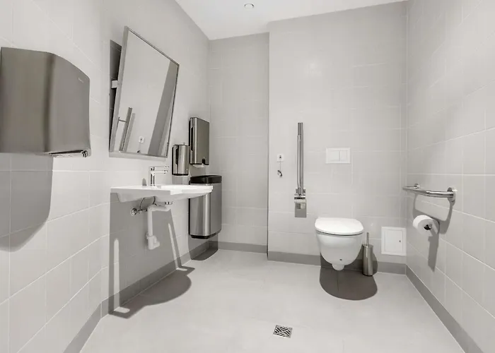 Ibis Styles Stare Hotel 3*